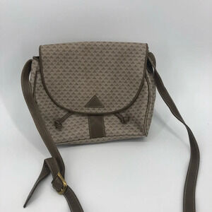 Vintage Liz Claiborne 1984 beige purse bag. Sweet!  80s